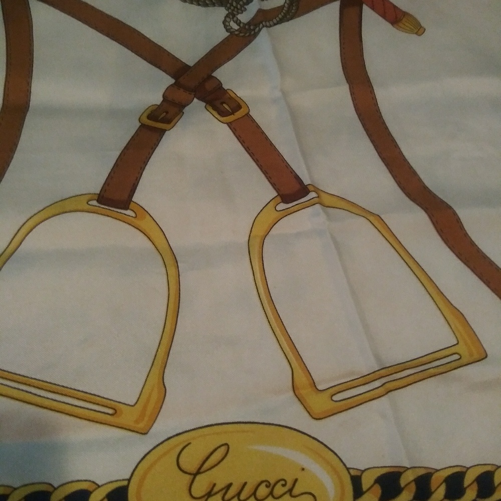 SILK GUCCI SCARF - Picture 4 of 6